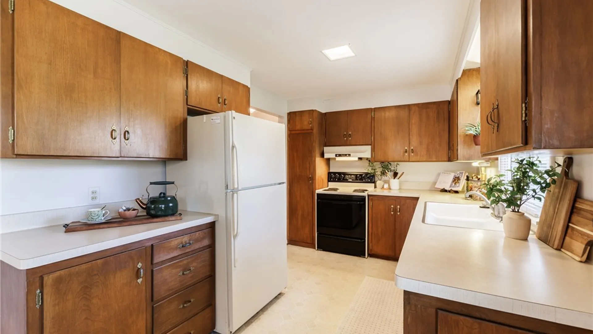 Property at 19 Berna Lane, Chili, NY 14624 11