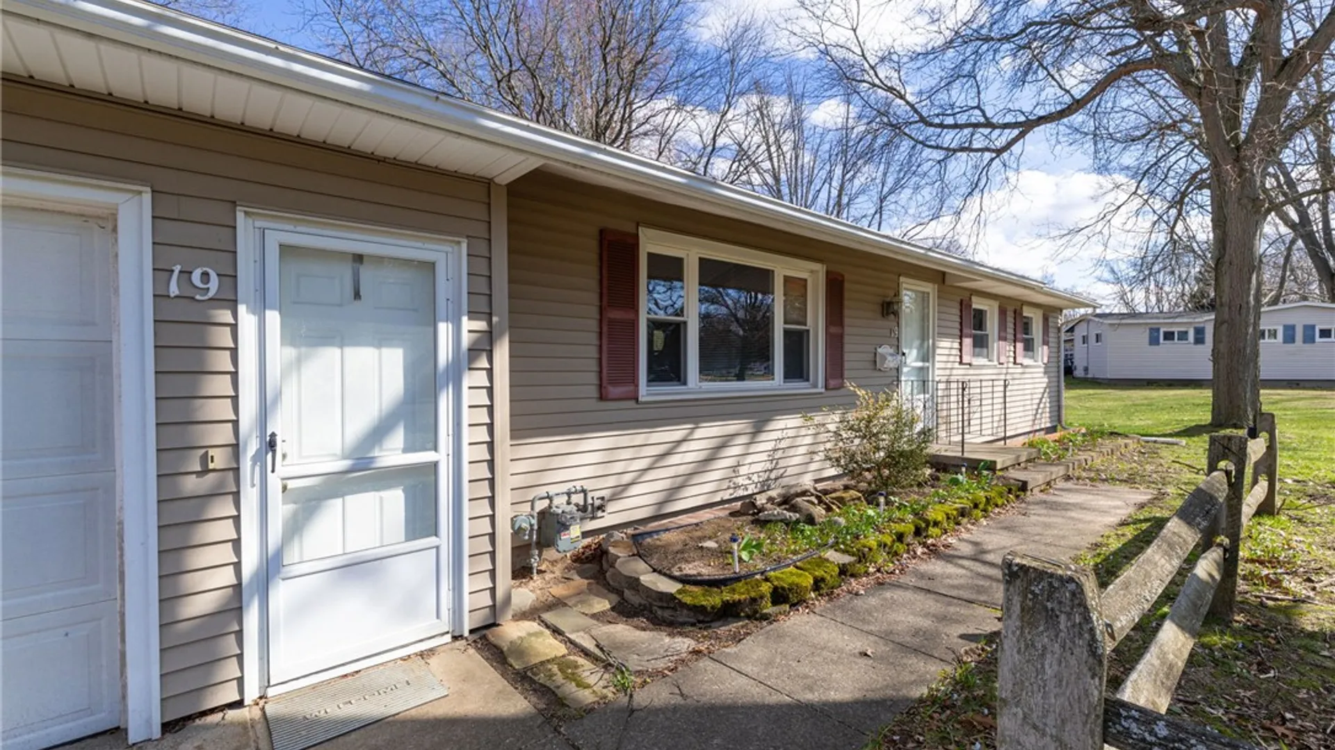 Property at 19 Berna Lane, Chili, NY 14624 3