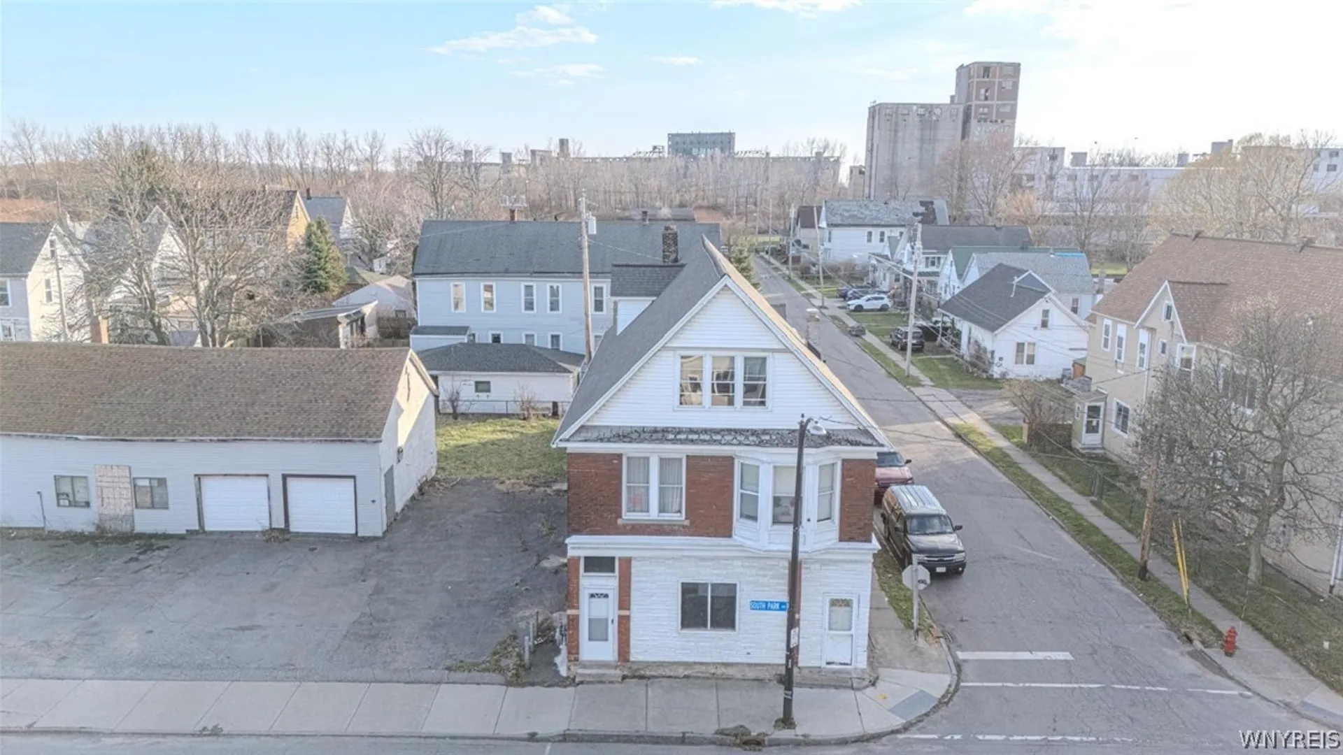 Property at 901 Park Avenue, Buffalo, NY 14210 12