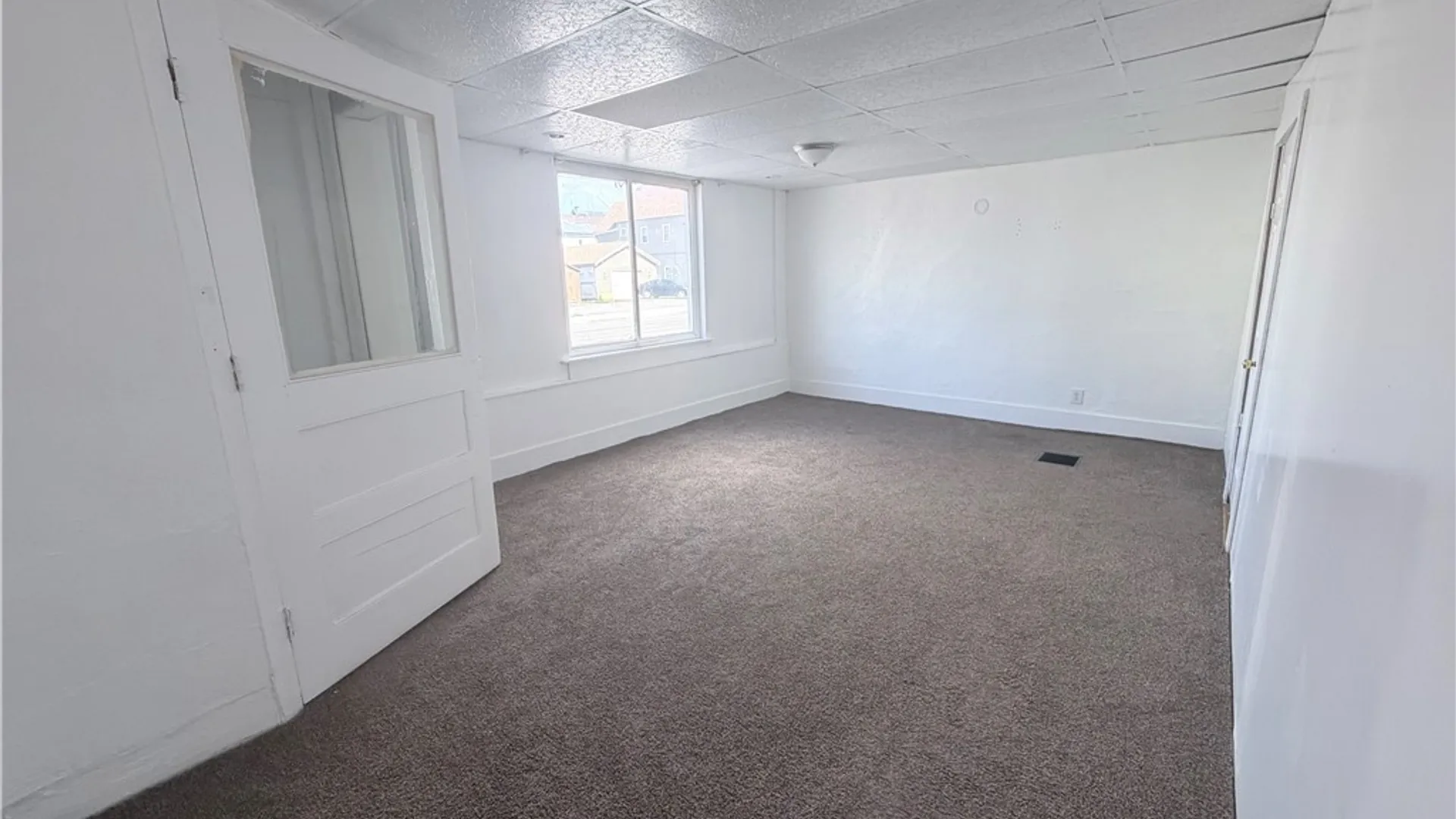 Property at 901 Park Avenue, Buffalo, NY 14210 14