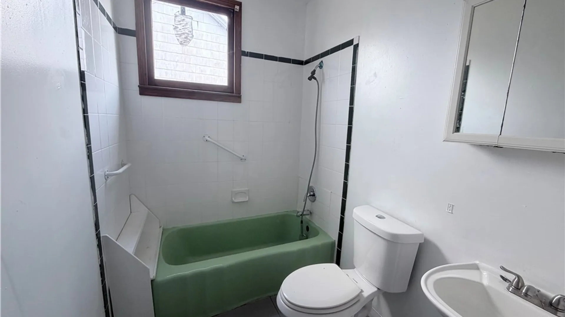 Property at 901 Park Avenue, Buffalo, NY 14210 28