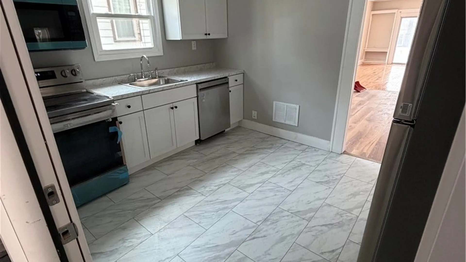 Property at 501 -1 Clarendon Street, Syracuse, NY 13210 11