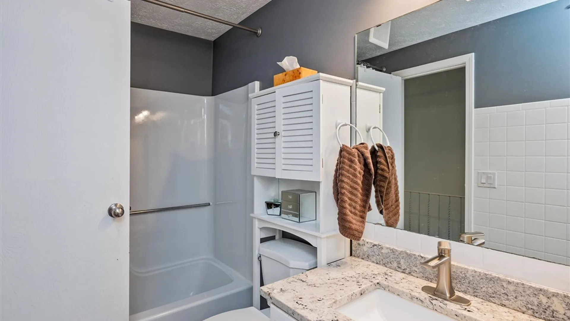 Property at 14 Flower Dale Drive, Greece, NY 14626 29