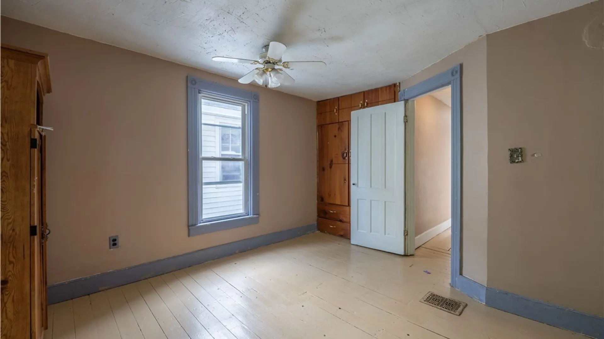 Property at 328 Pleasant Avenue, Herkimer, NY 13350 25