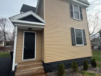 214-2 Rowland Street, Syracuse, NY 13204