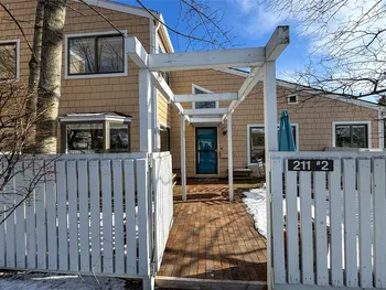 211 Strawberry Hill Circle, Ithaca Town, NY 14850