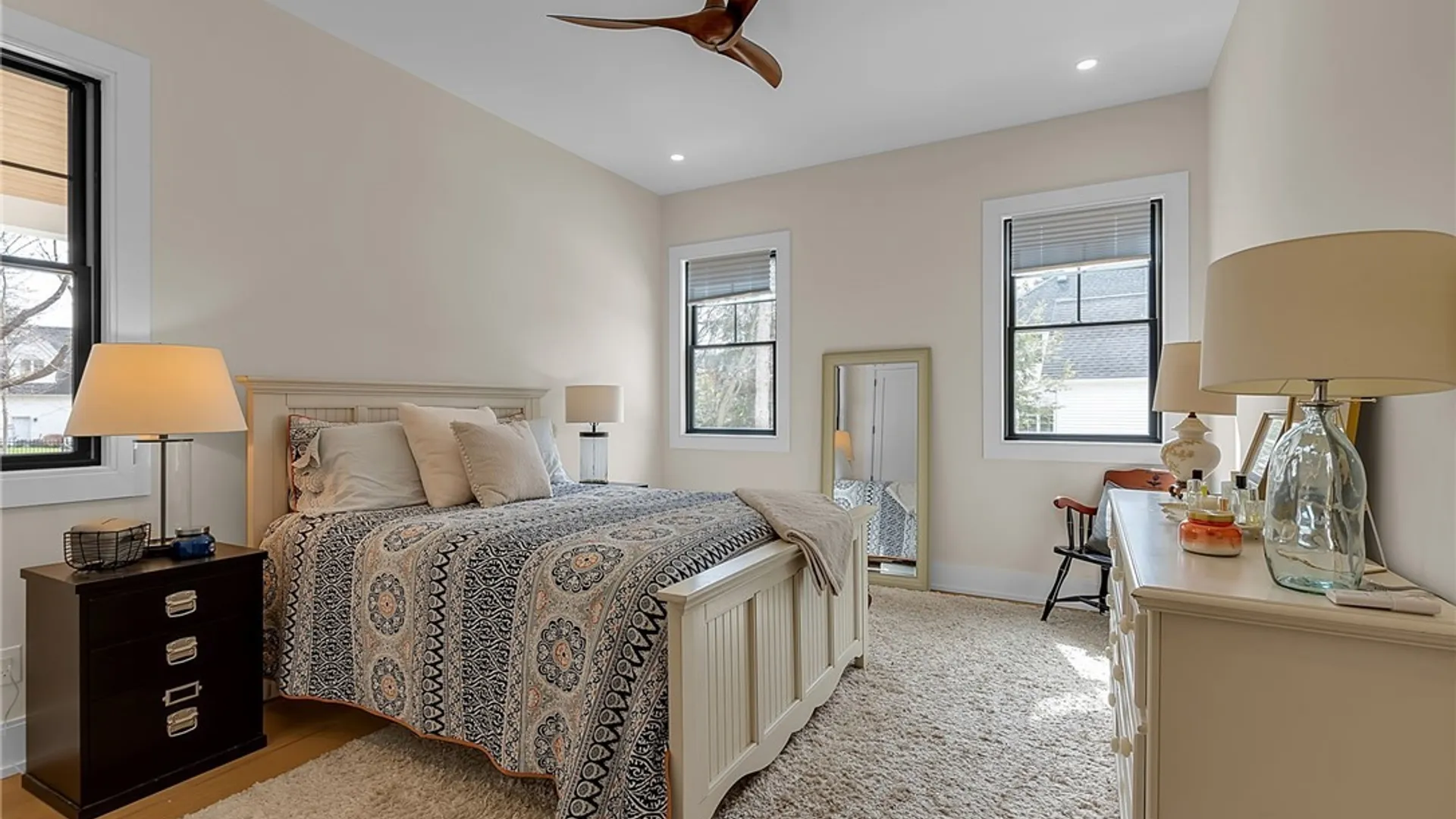 Property at 4975 Spaulding Drive, Clarence, NY 14031 25