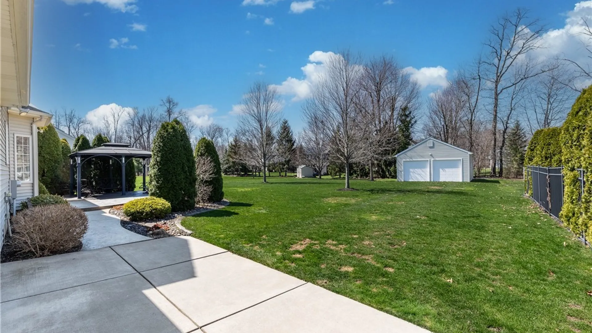 Property at 7374 Graydon Drive, Wheatfield, NY 14120 7