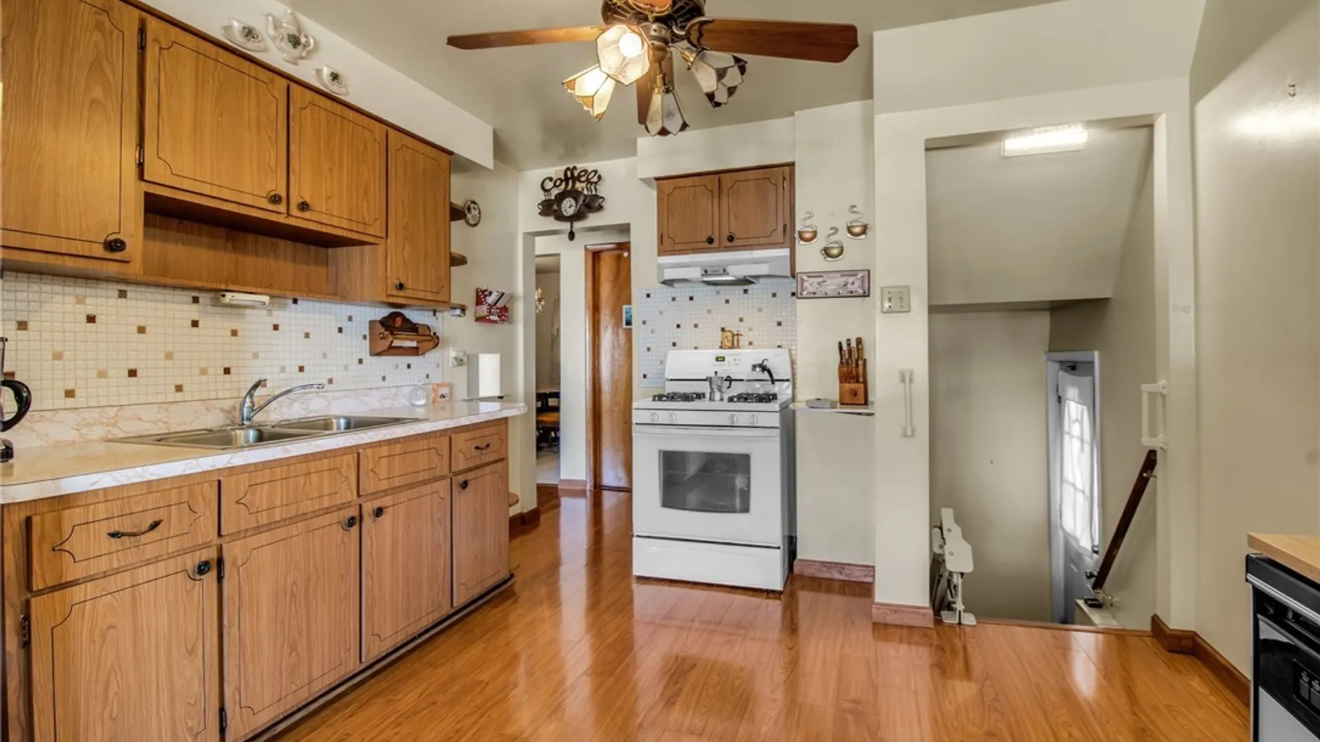 Property at 31 Jackson Avenue, Lackawanna, NY 14218 14