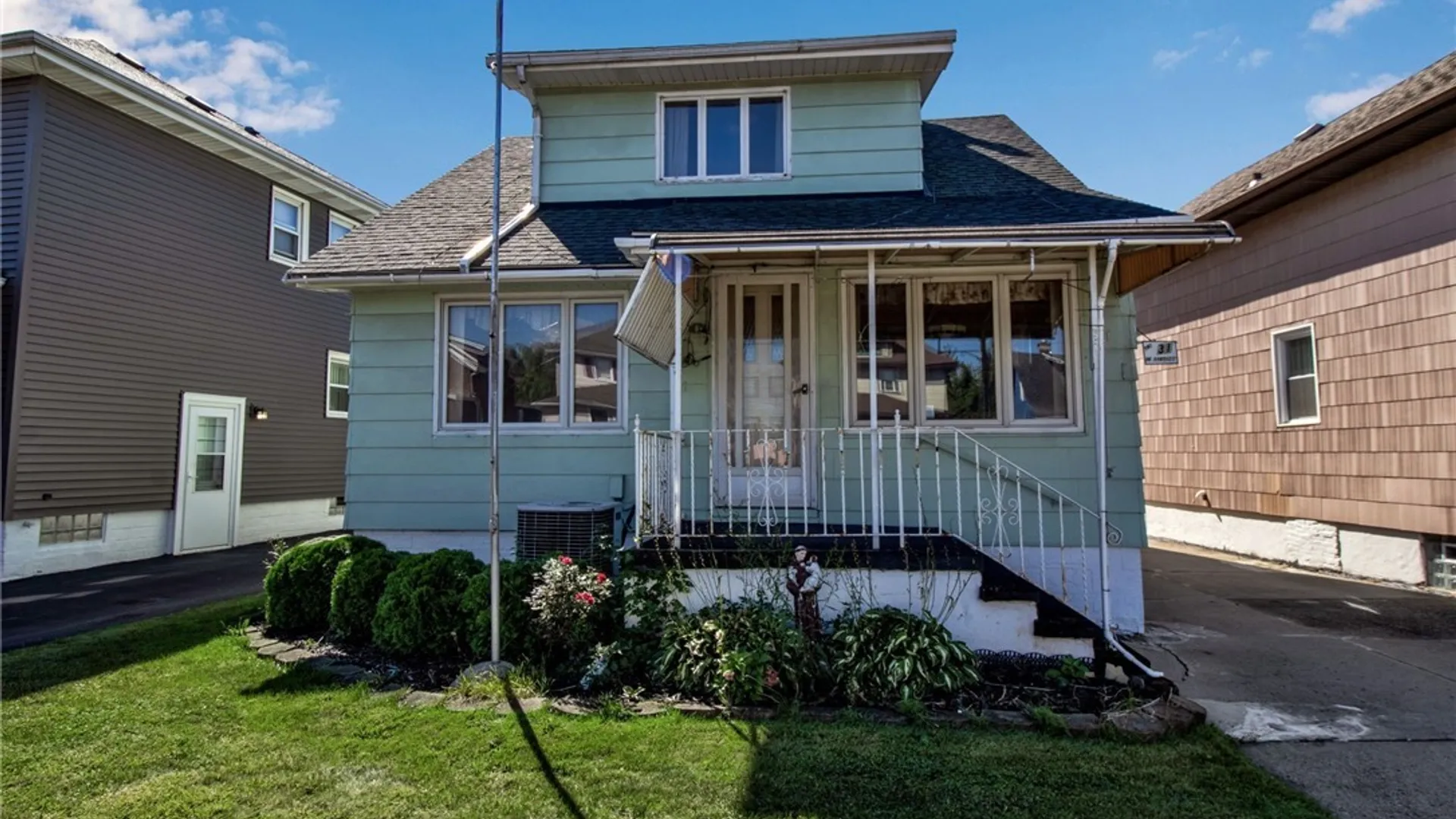 Property at 31 Jackson Avenue, Lackawanna, NY 14218 2