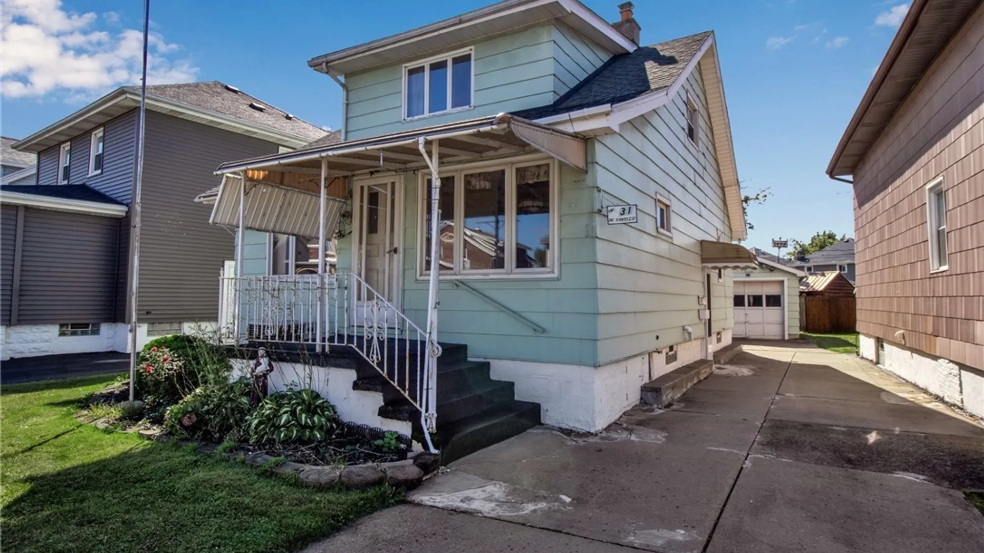 Property at 31 Jackson Avenue, Lackawanna, NY 14218 3