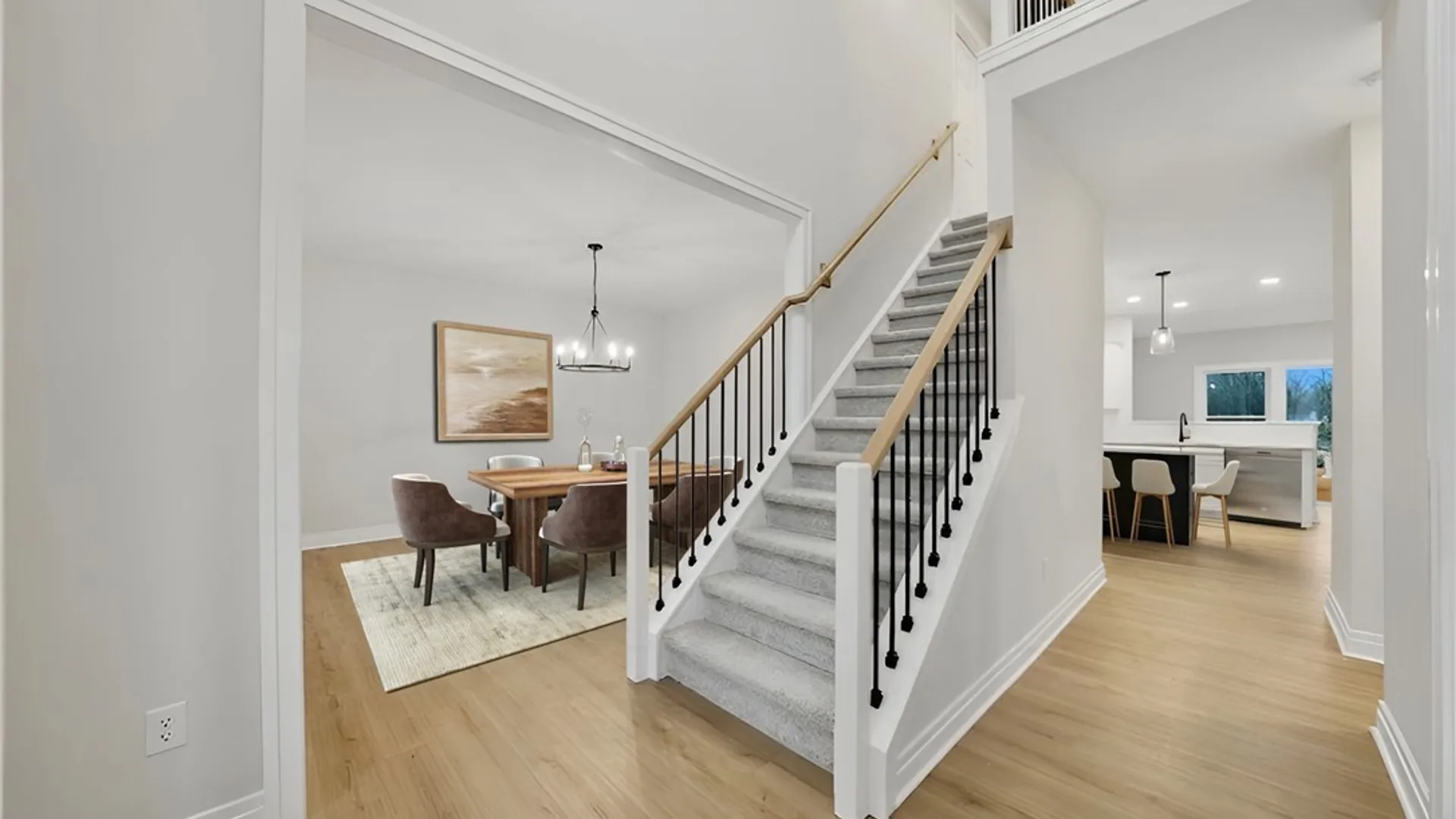 Property at 28 Fieldstream Lane, Lancaster, NY 14086 4