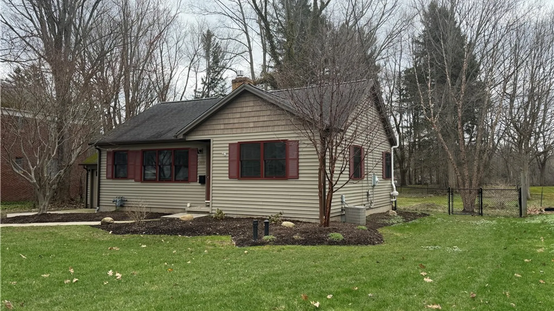 Property at 811 Lawrence Avenue, Aurora, NY 14052 2