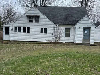 Property at 1236 Saunders Sett Road, Lewiston, NY 14305