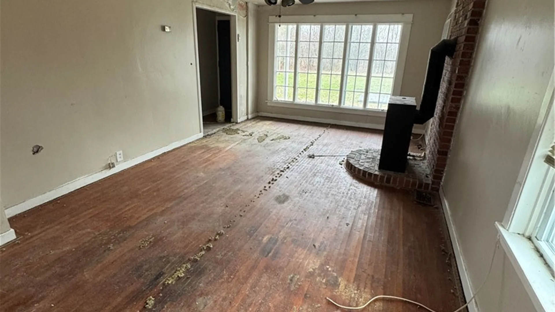 Property at 1236 Saunders Sett Road, Lewiston, NY 14305 4
