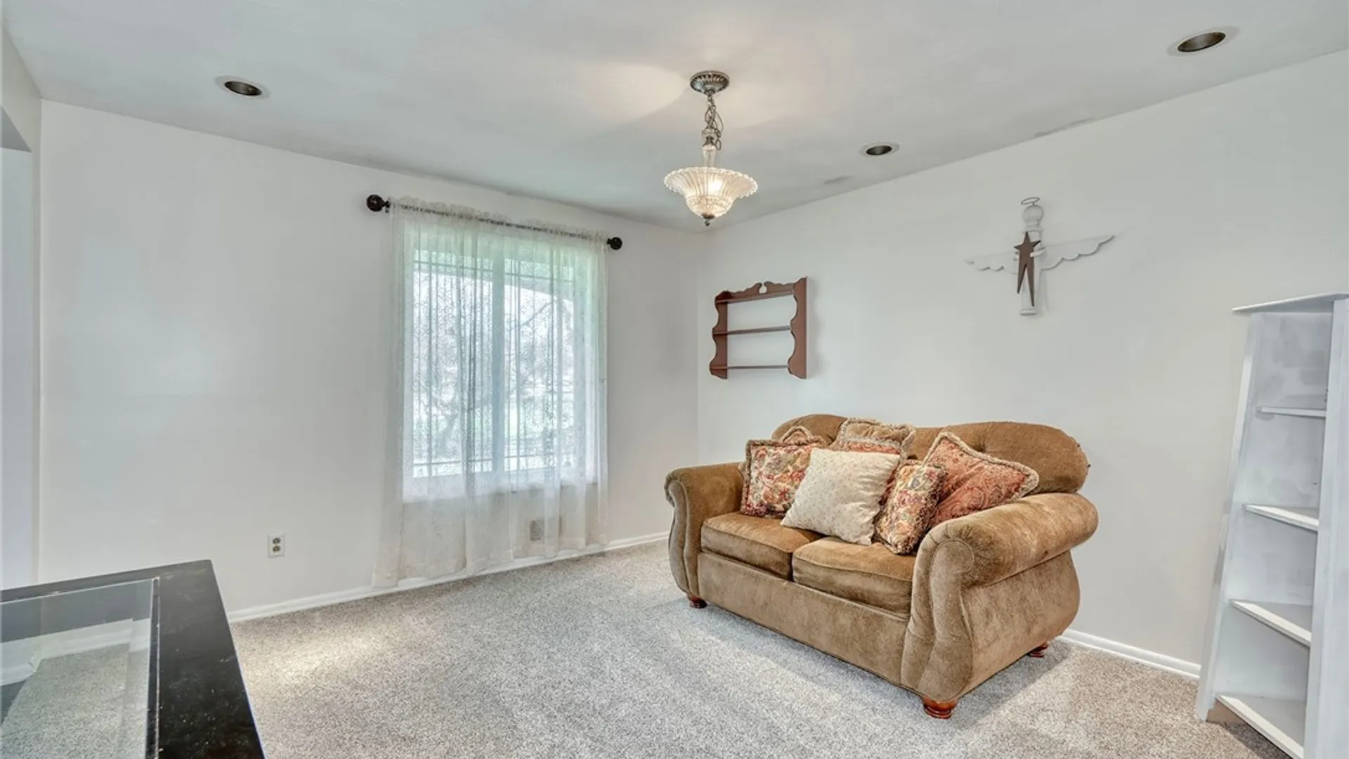 Property at 1557 Greensboro Drive, Webster, NY 14580 20