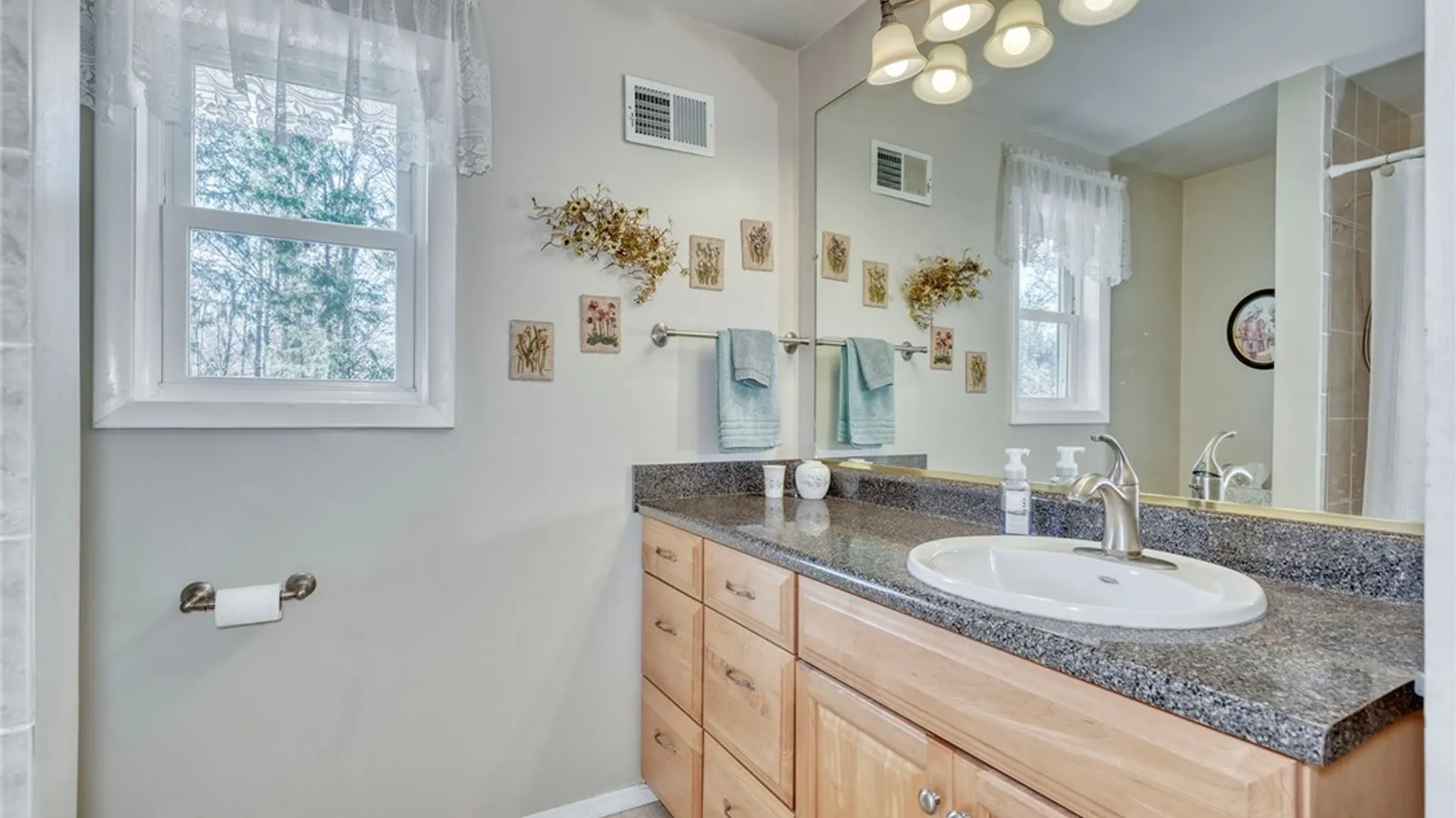 Property at 1557 Greensboro Drive, Webster, NY 14580 29