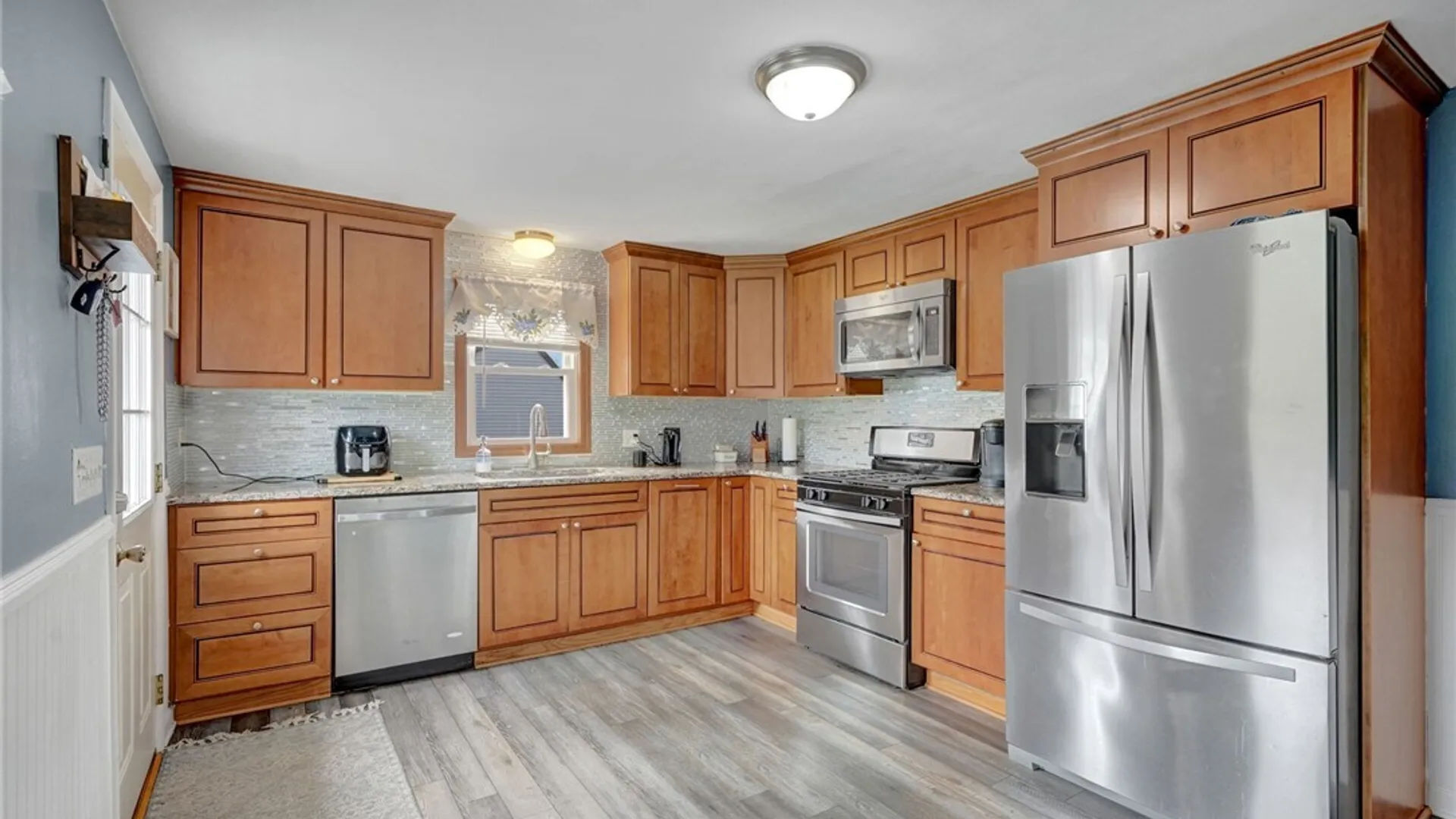 Property at 200 Queensway Road, Elma, NY 14059 10