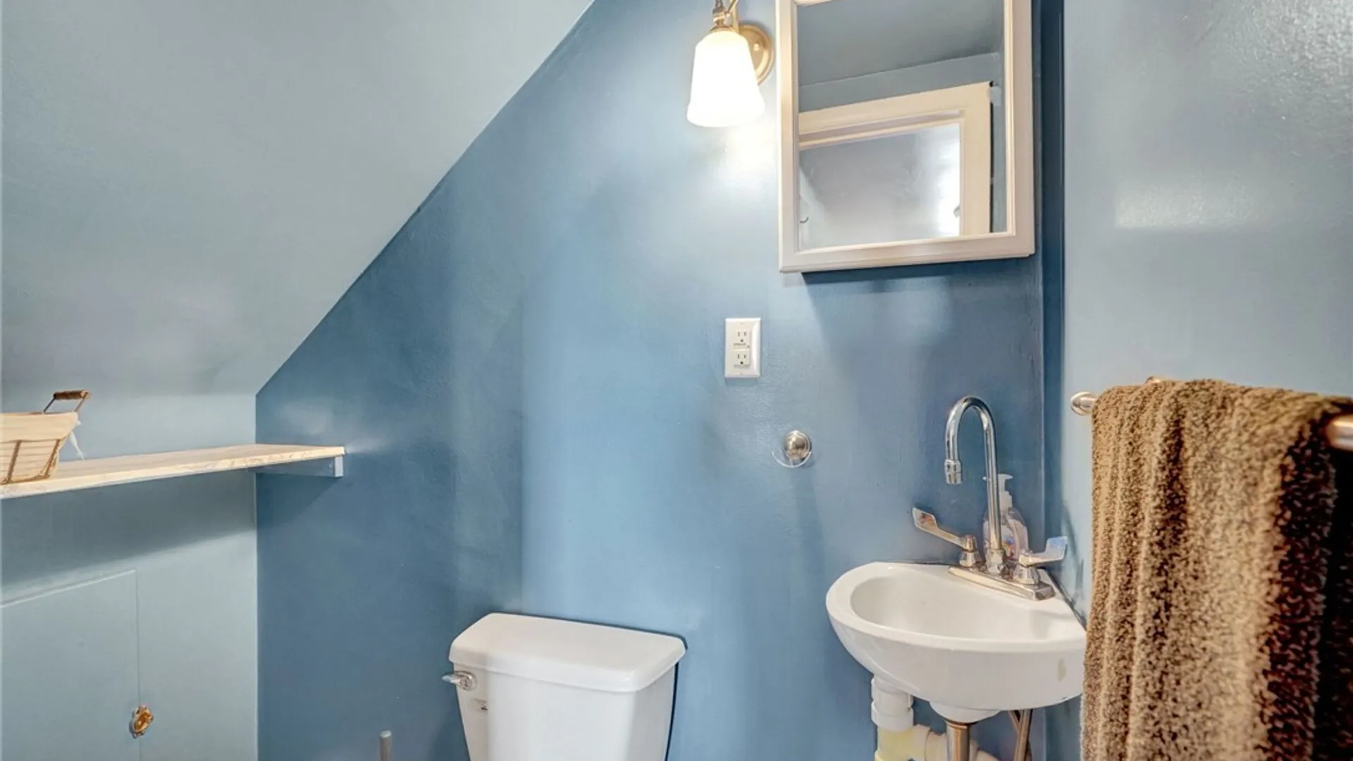 Property at 200 Queensway Road, Elma, NY 14059 19