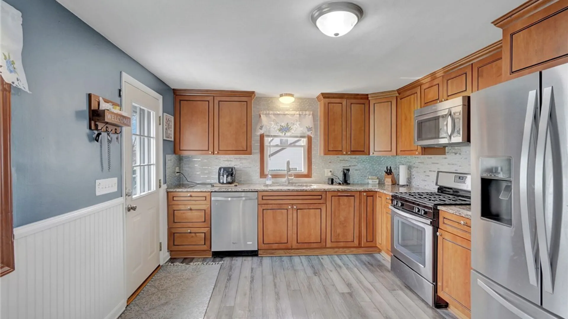 Property at 200 Queensway Road, Elma, NY 14059 9