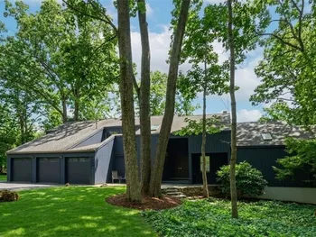 Property at 7807 Clearwater Circle, Pompey, NY 13104