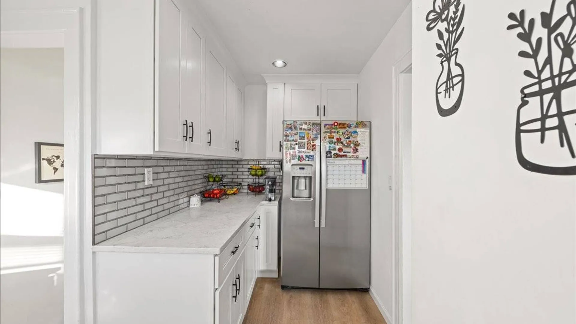 Property at 76 S Montgomery St, Valley Stream, NY 11580 10