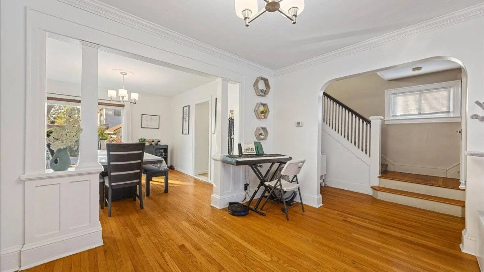 Property at 76 S Montgomery St, Valley Stream, NY 11580 6