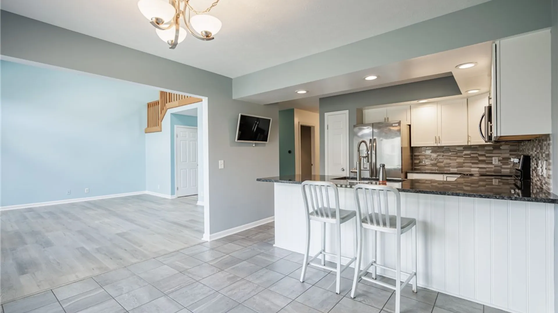 Property at 12 Kettering Drive, Greece, NY 14612 12