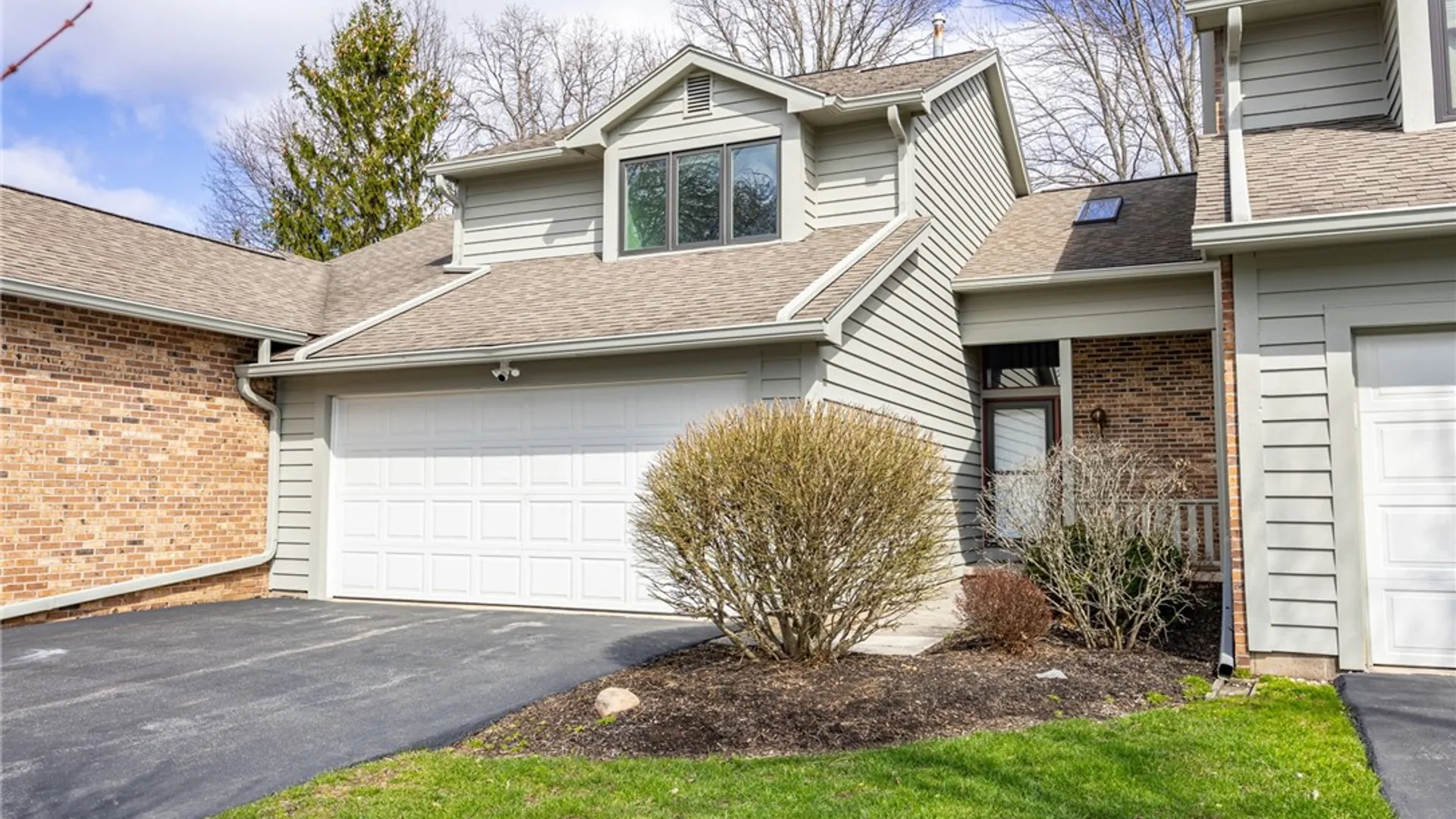 Property at 12 Kettering Drive, Greece, NY 14612 2