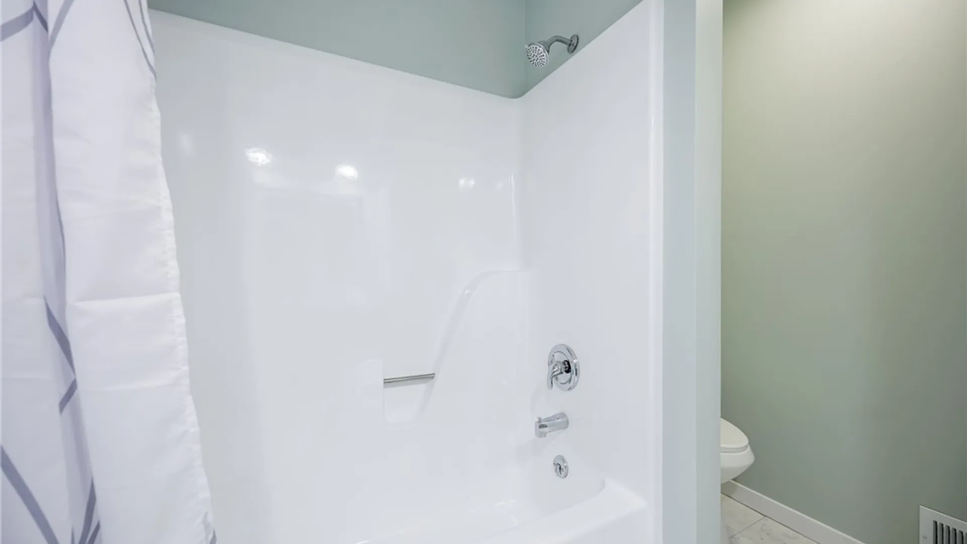 Property at 12 Kettering Drive, Greece, NY 14612 23