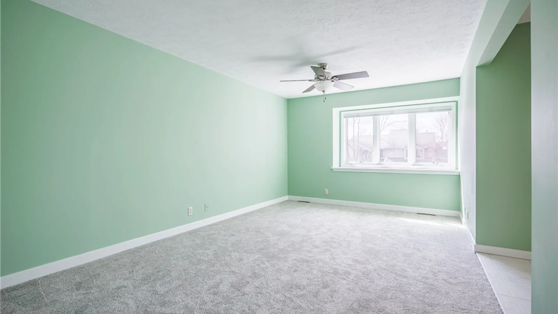Property at 12 Kettering Drive, Greece, NY 14612 24