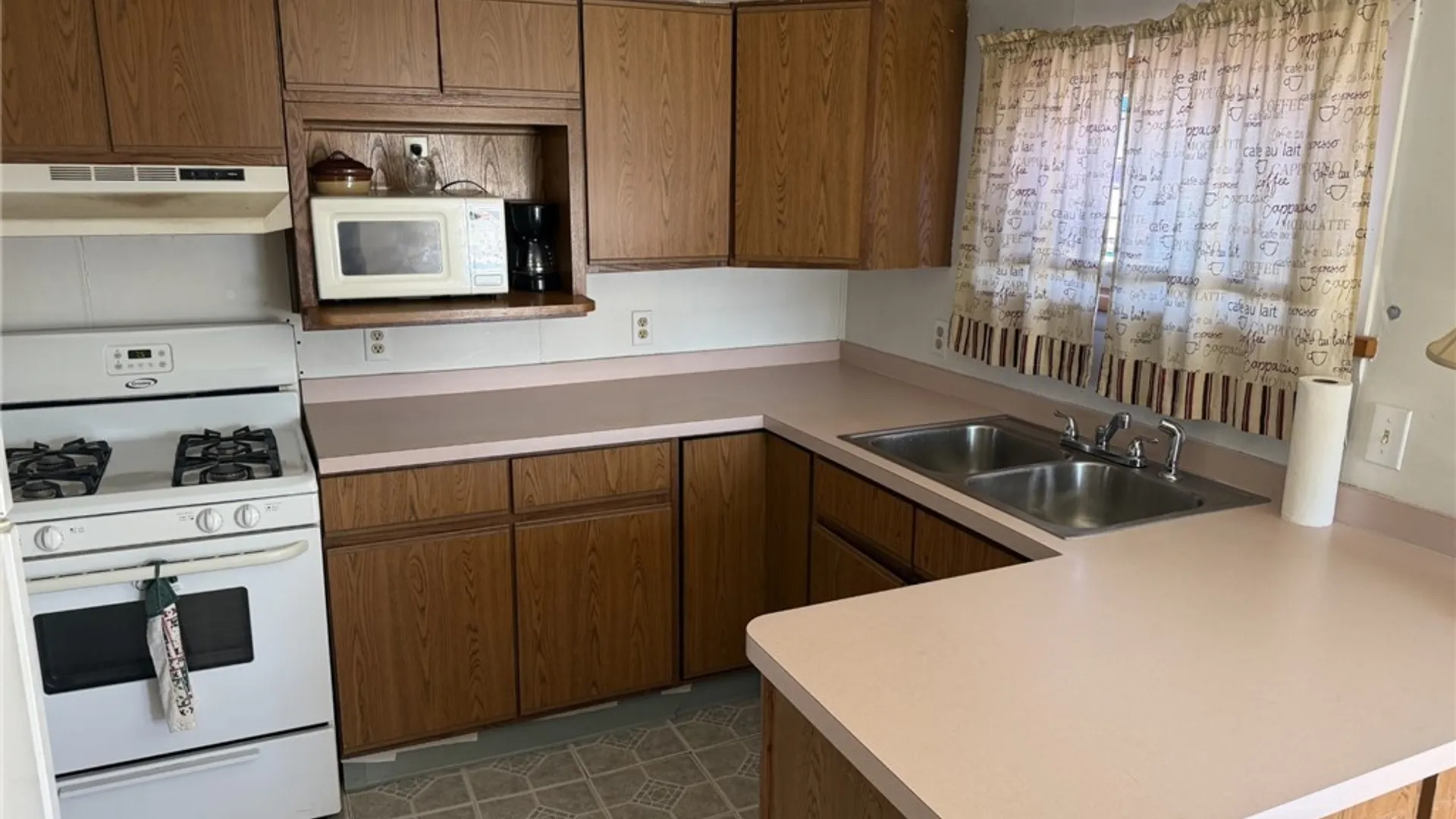 Property at 2040 Hemstreet Rd, Marilla, NY 14052 11