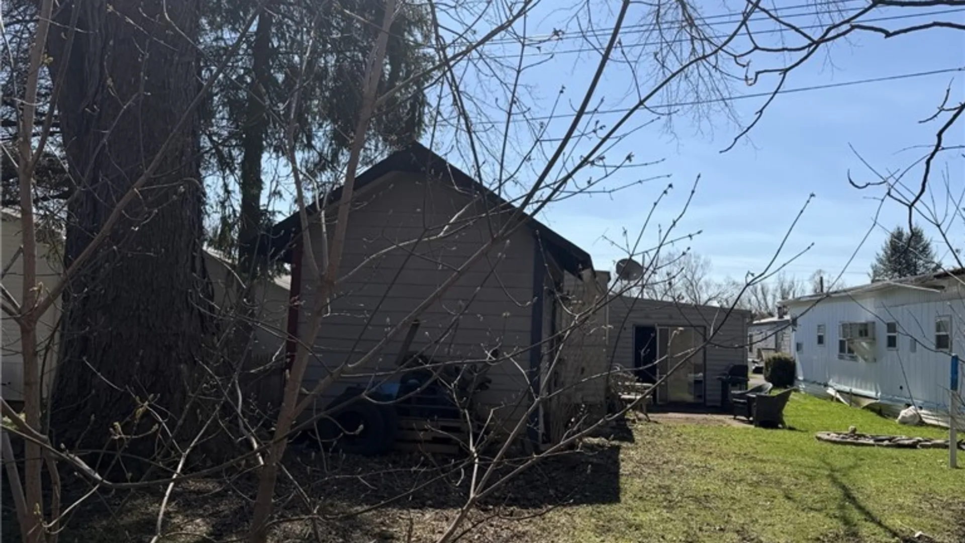 Property at 2040 Hemstreet Rd, Marilla, NY 14052 4