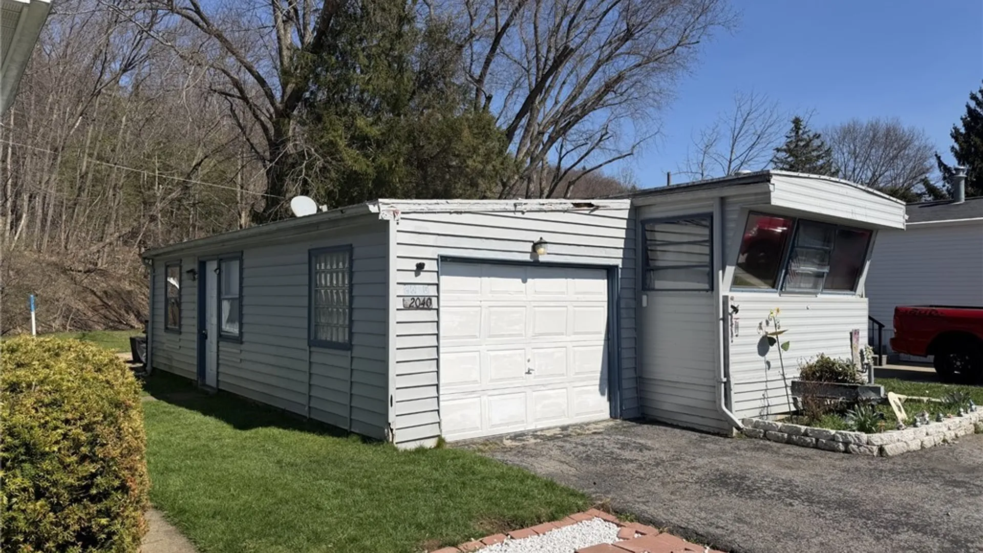 Property at 2040 Hemstreet Rd, Marilla, NY 14052 7