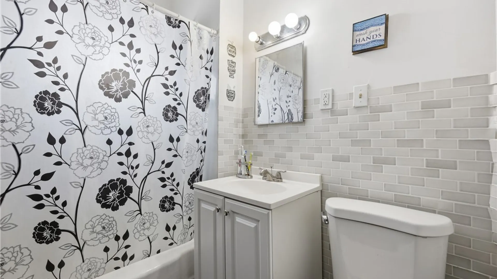 Property at 312 Cambridge Avenue, Buffalo, NY 14215 17