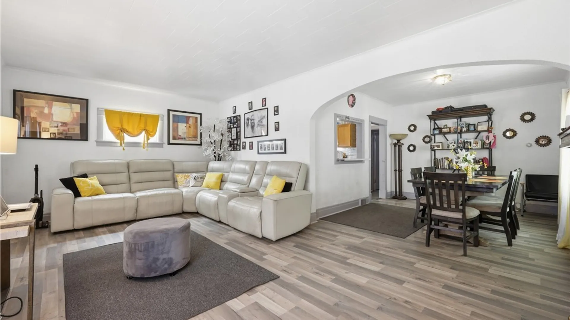 Property at 312 Cambridge Avenue, Buffalo, NY 14215 7