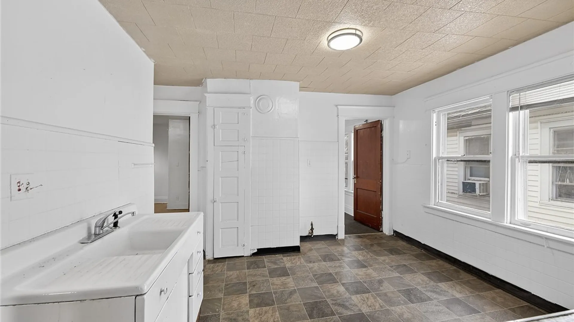 Property at 23 Humason Avenue, Buffalo, NY 14211 32