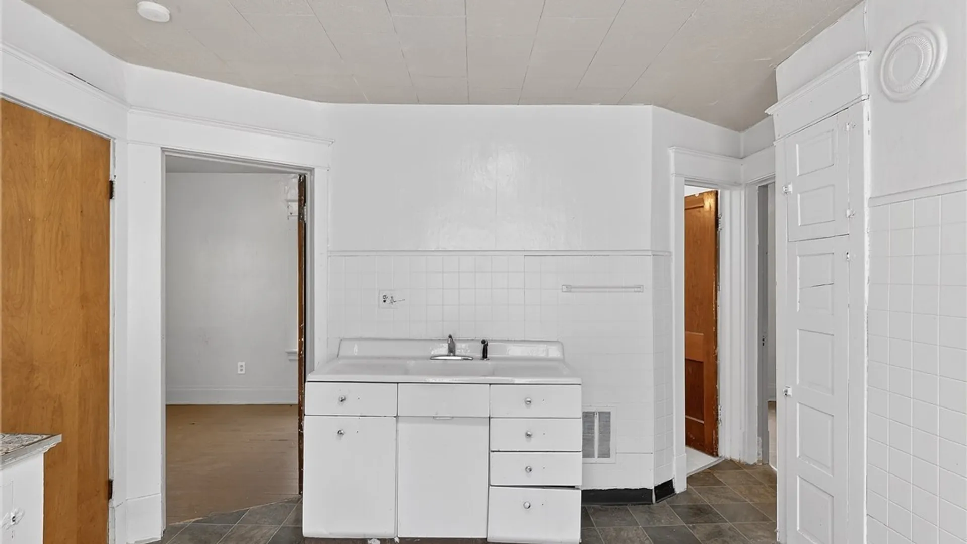 Property at 23 Humason Avenue, Buffalo, NY 14211 35