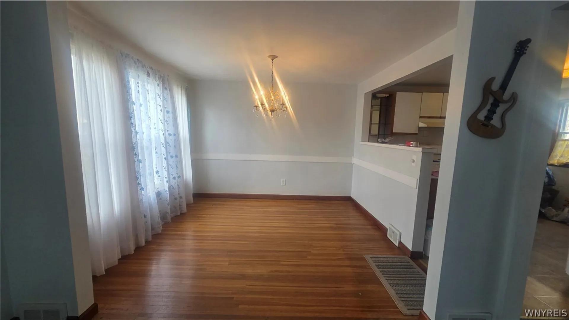 Property at 1 Cresthaven Drive, Cheektowaga, NY 14225 10