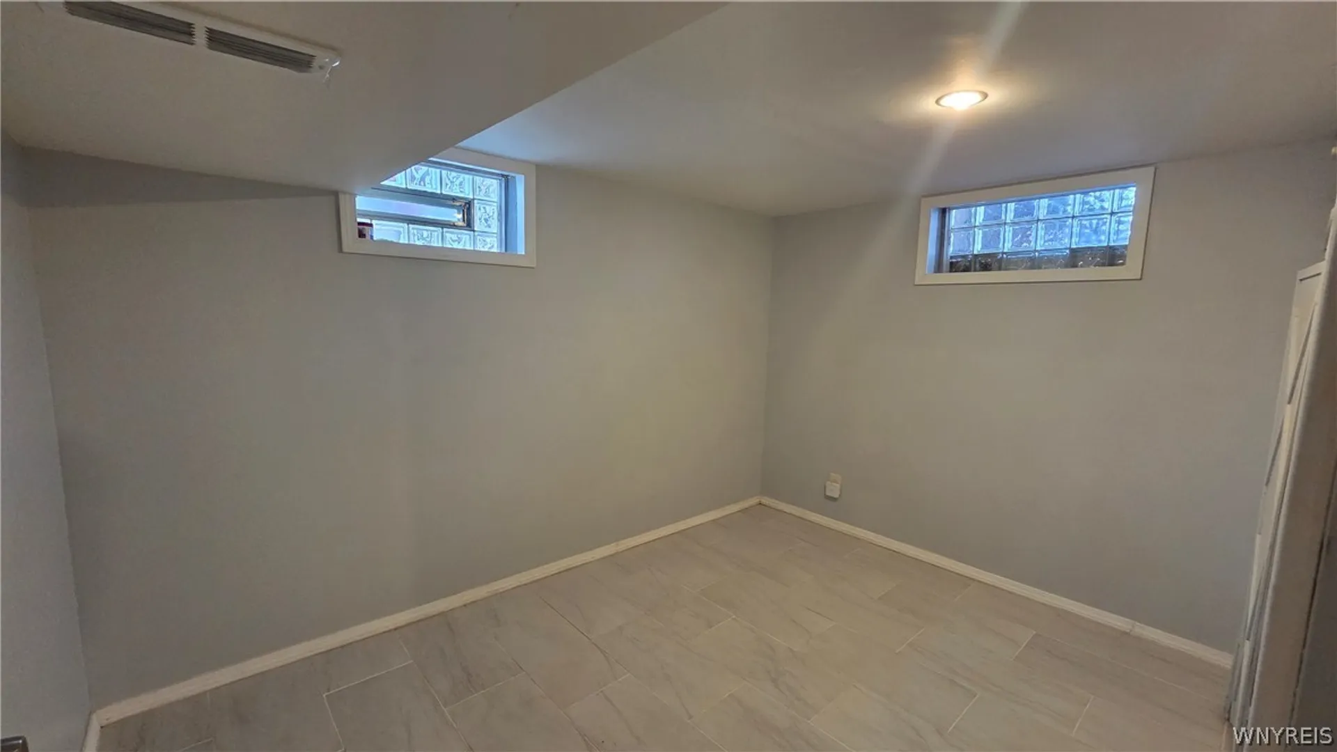 Property at 1 Cresthaven Drive, Cheektowaga, NY 14225 28