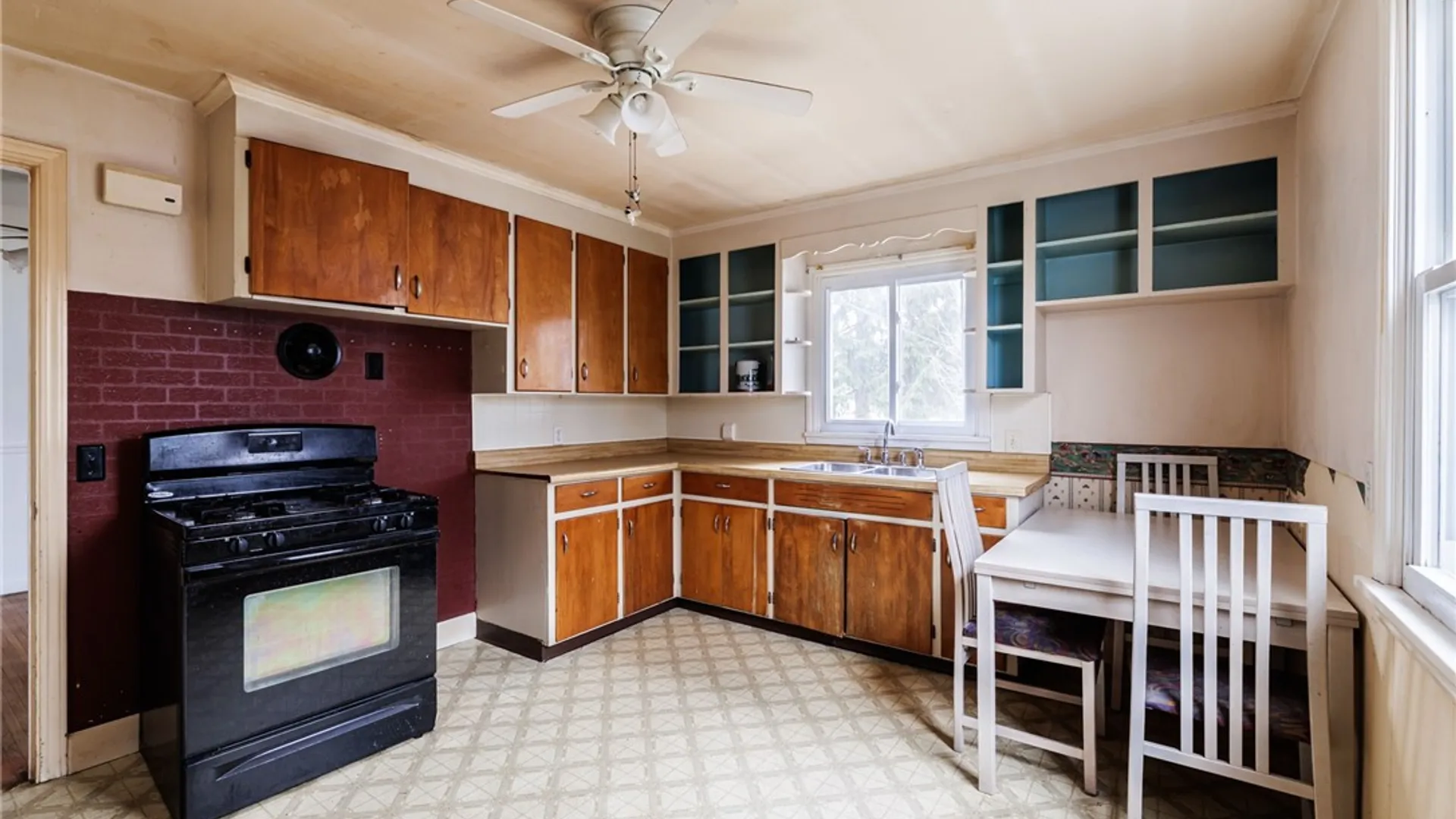 Property at 246 Thorndyke Road, Irondequoit, NY 14617 10