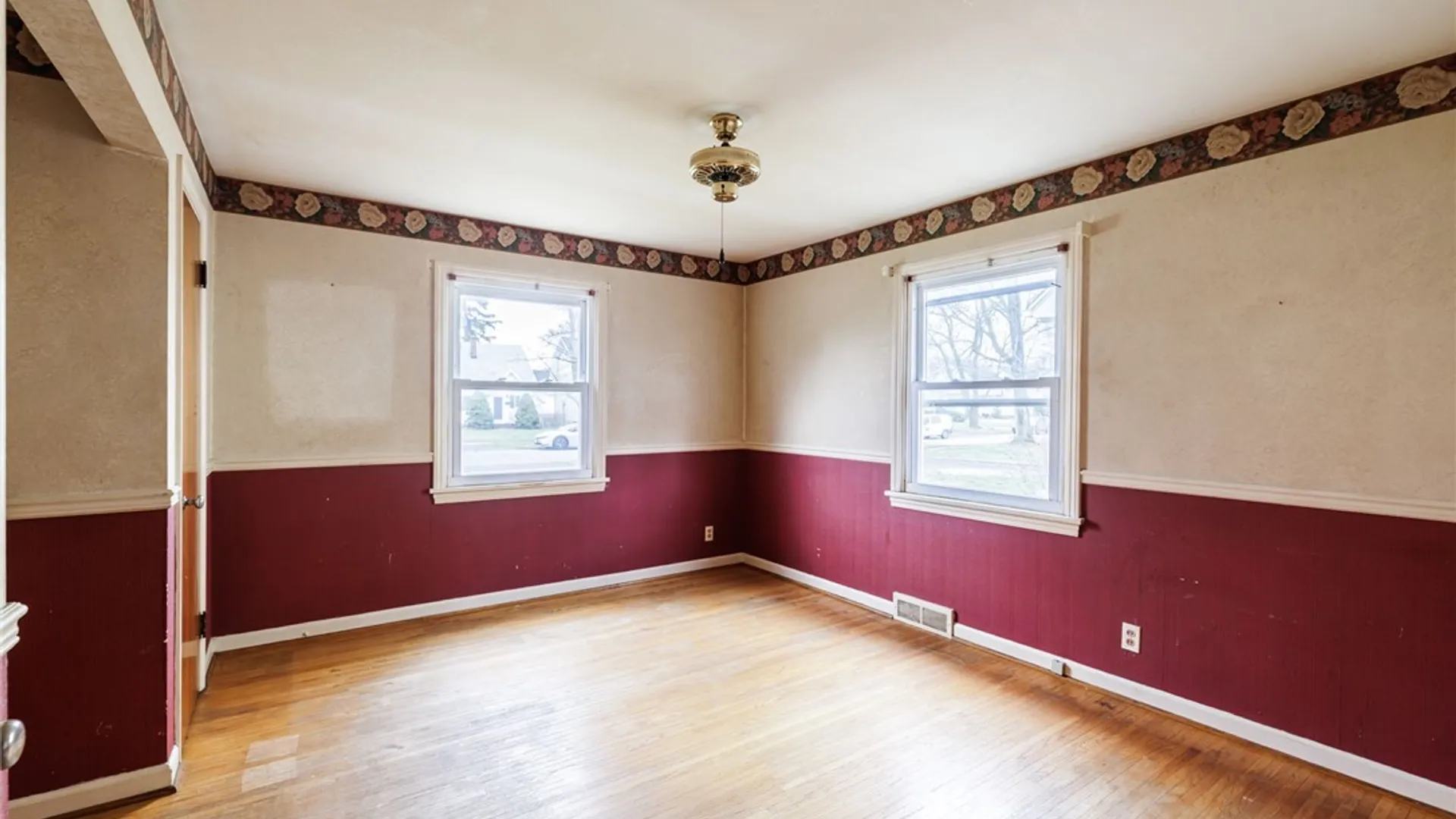 Property at 246 Thorndyke Road, Irondequoit, NY 14617 13