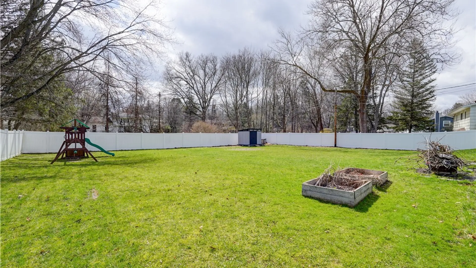 Property at 79 Ross Brook Drive, Penfield, NY 14625 30