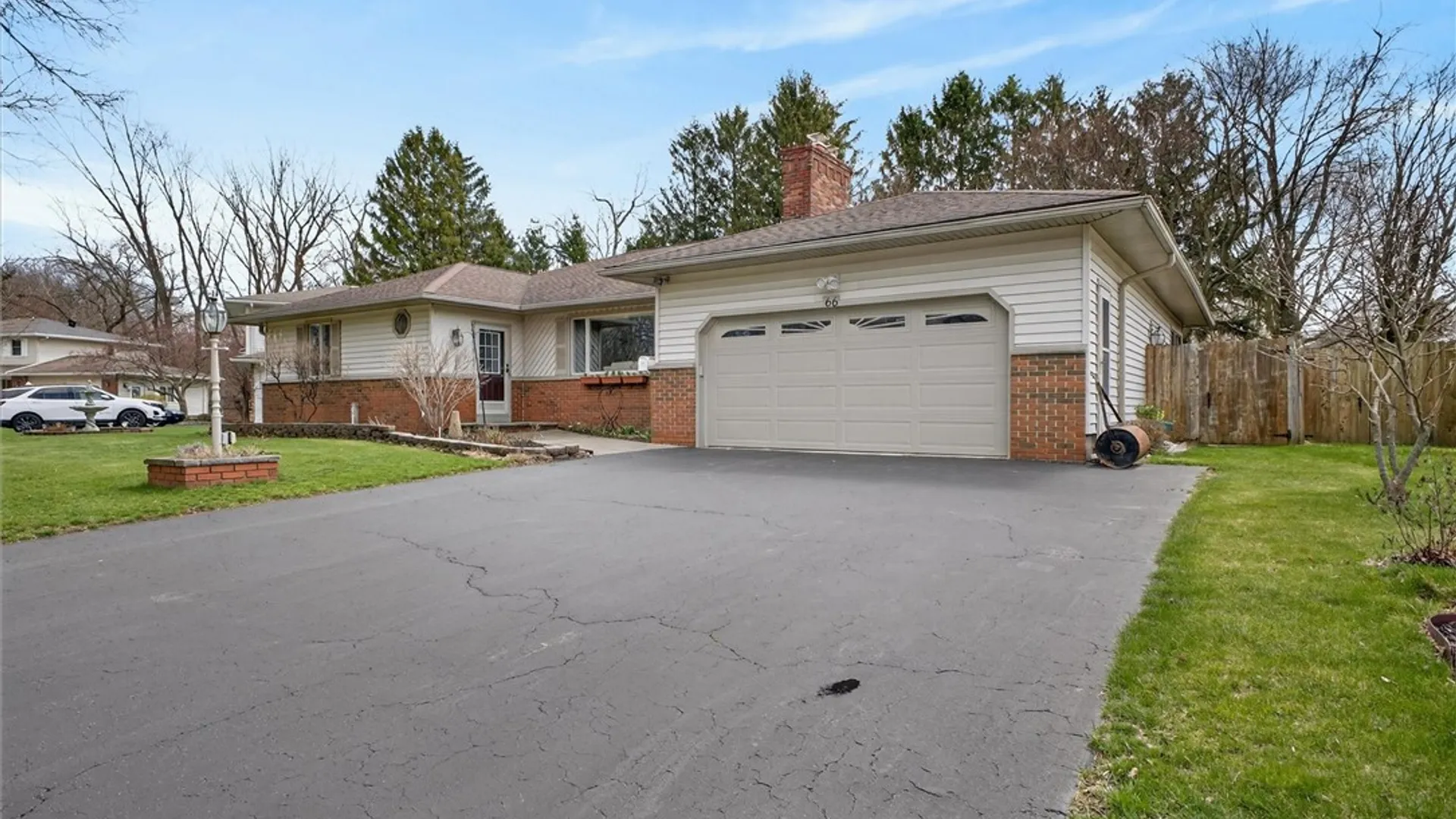 Property at 66 Rick Edge Circle, Irondequoit, NY 14609 2