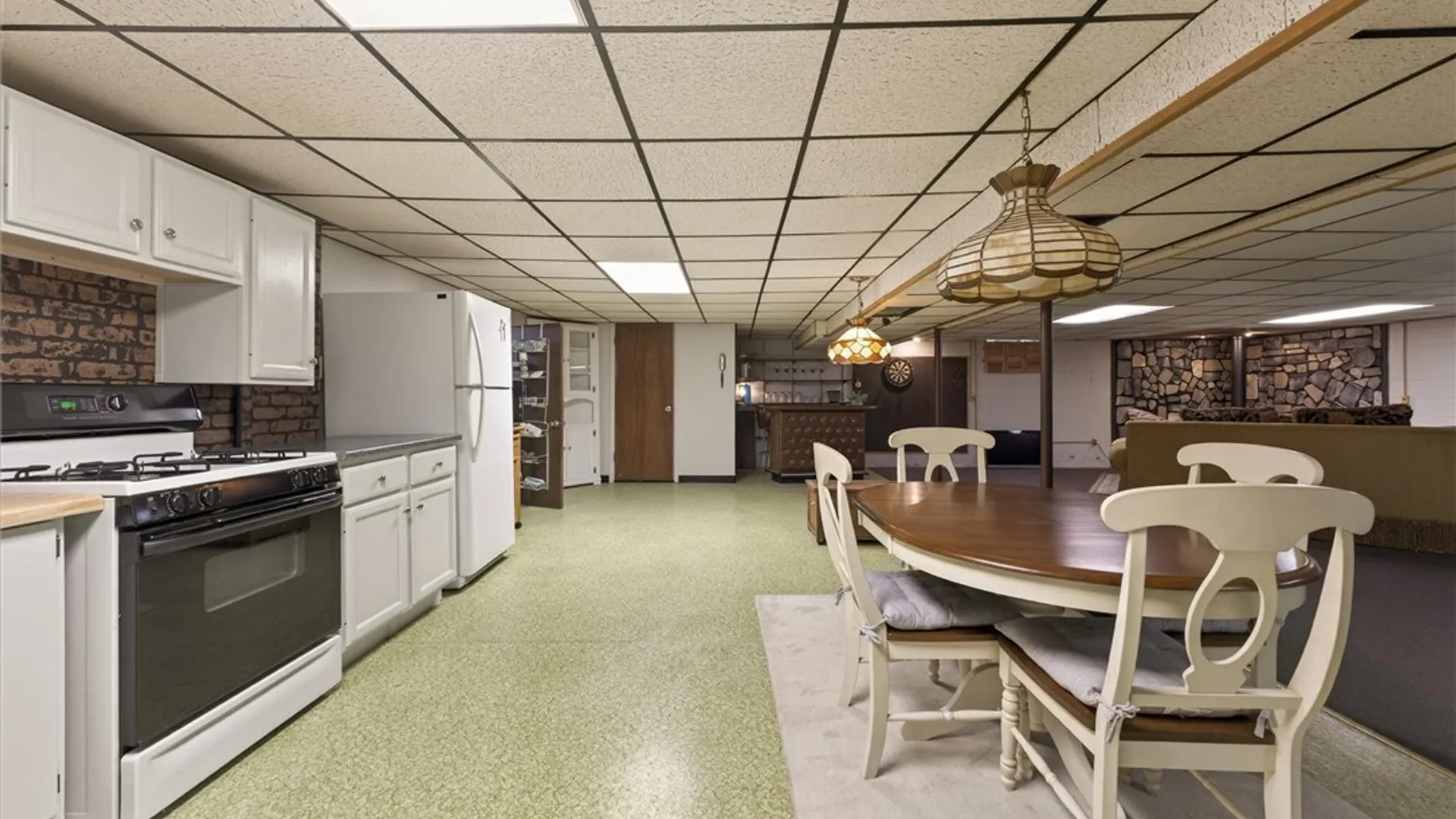 Property at 66 Rick Edge Circle, Irondequoit, NY 14609 26