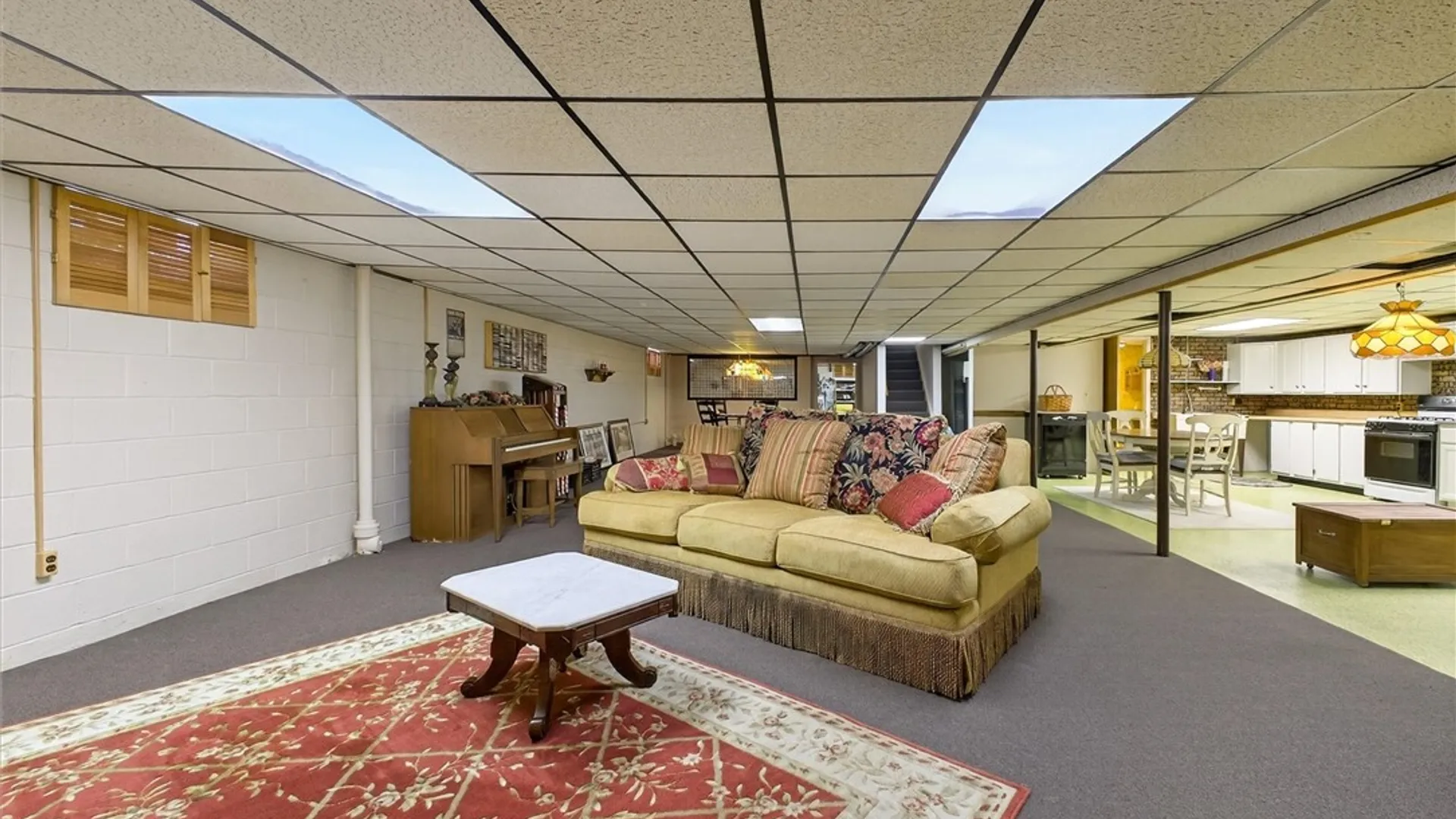 Property at 66 Rick Edge Circle, Irondequoit, NY 14609 28