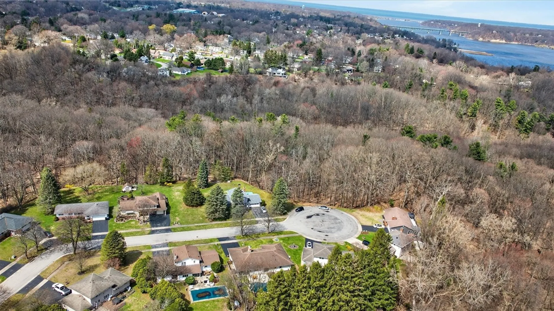 Property at 66 Rick Edge Circle, Irondequoit, NY 14609 40