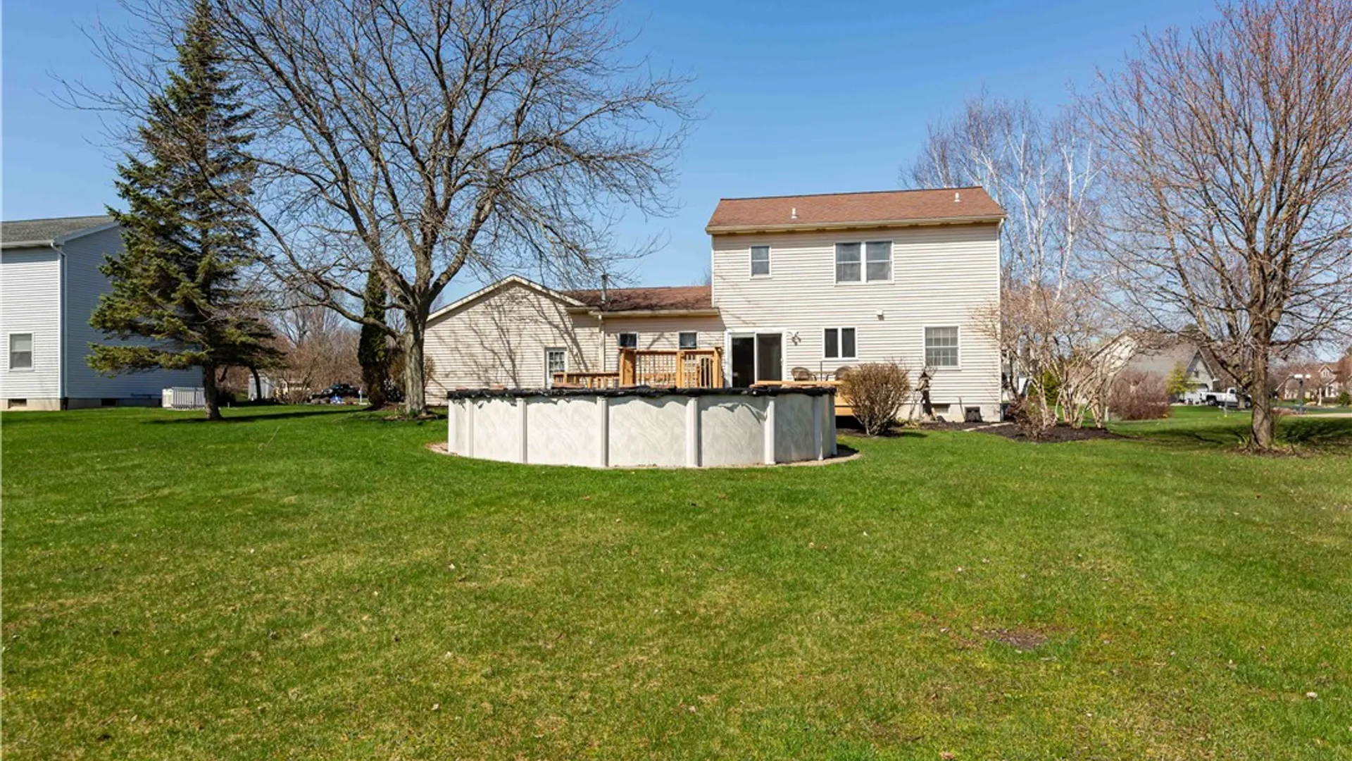Property at 1285 Centennial Drive, Ontario, NY 14519 4