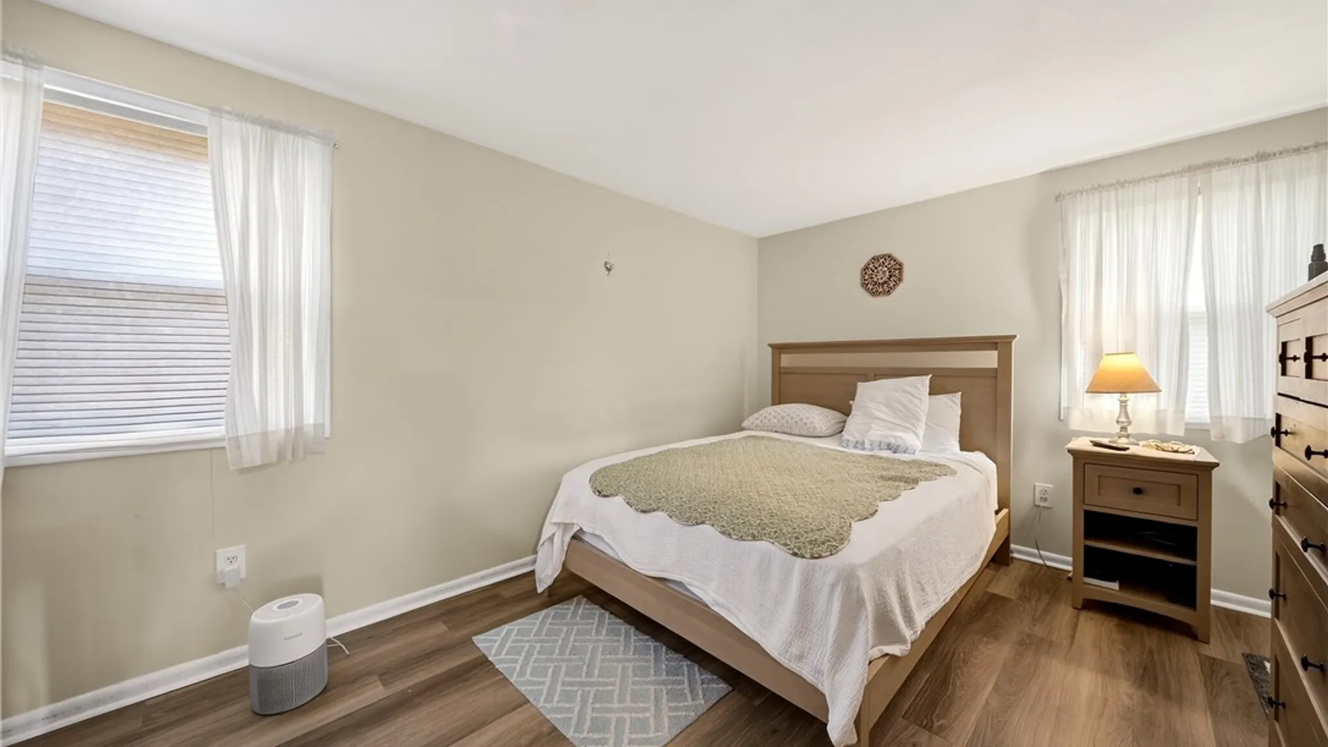 Property at 7820 Running Brook Lane, Cicero, NY 13039 16