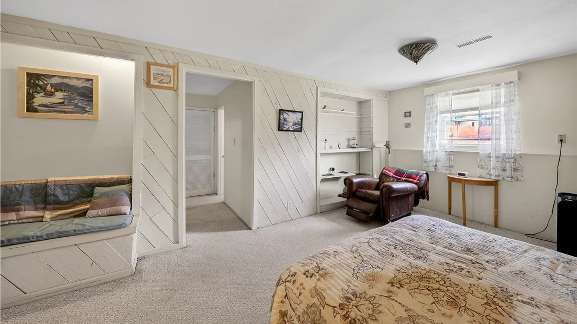 Property at 7820 Running Brook Lane, Cicero, NY 13039 28